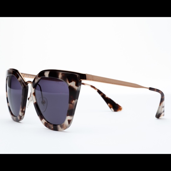 Prada sunglasses - Picture 3 of 6